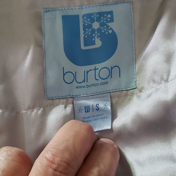 Burton Plaid Ski & Snow Jacket - Cream and Gray - Picture 9 of 9